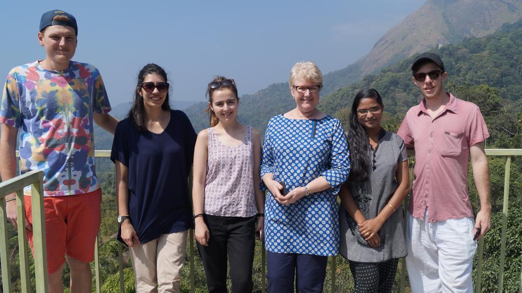 Grace Inn Munnar Homestay Kültér fotó